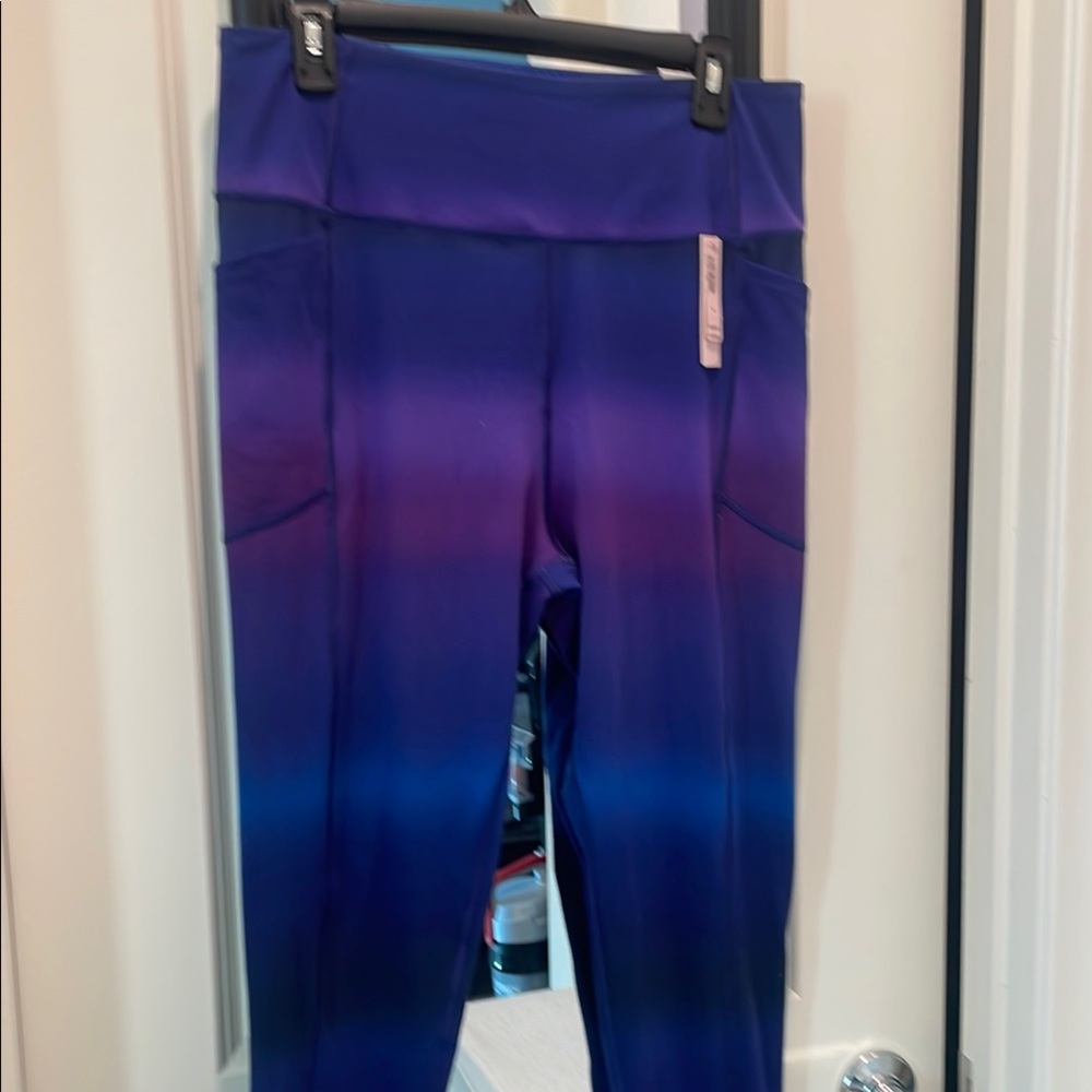 Victoria Secrets Purple Ombre Leggings